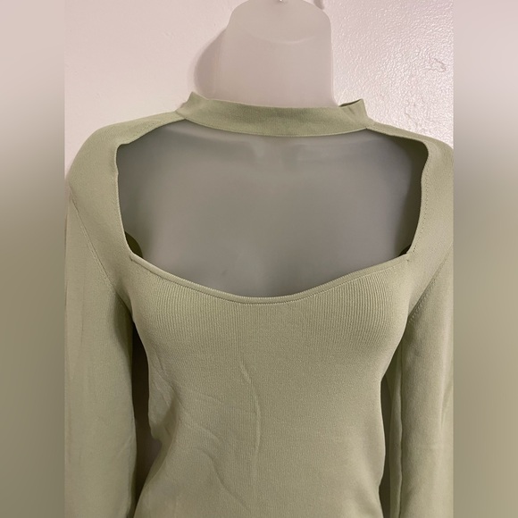 Zara Light Green Ribbed Top - Picture 2 of 4